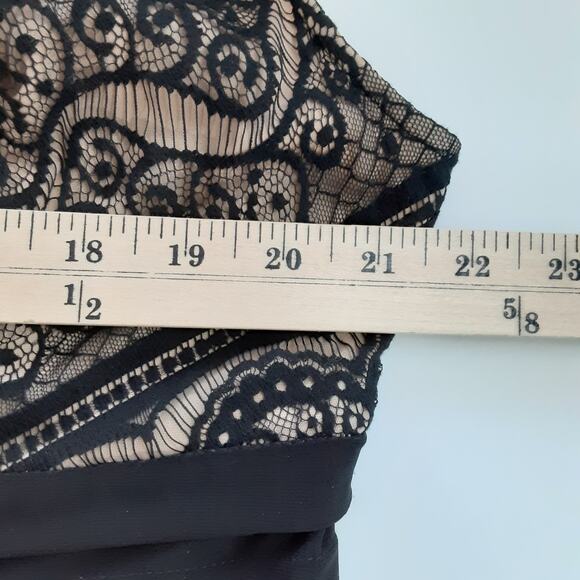 Adrianna Papell Black Lace Cocktail Dress Tiered Mini Dress Womens 16 Wedding - Picture 8 of 9